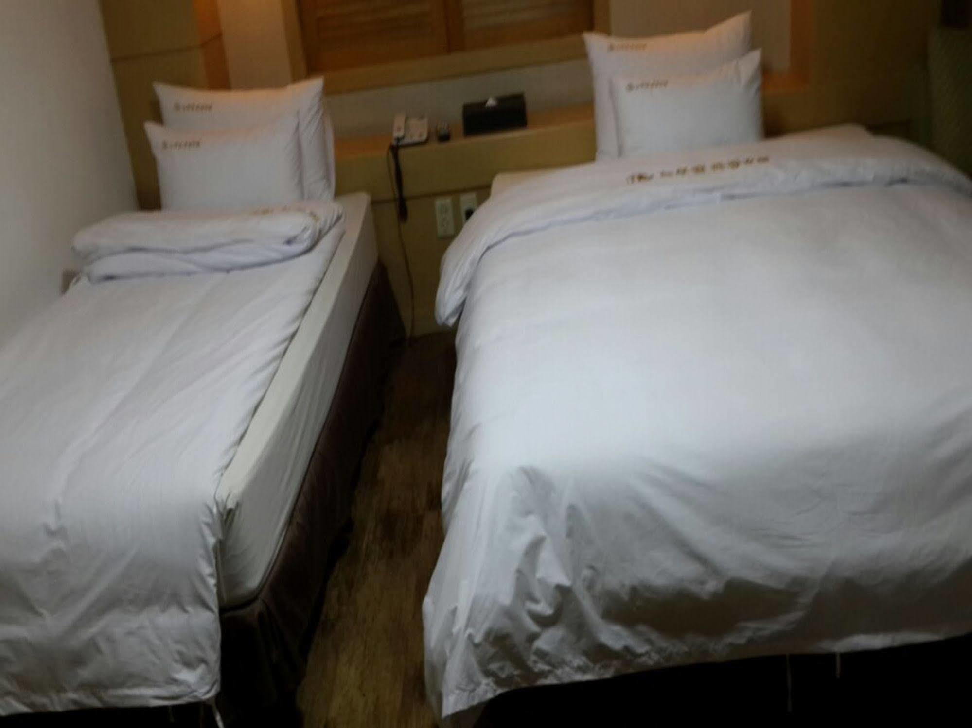 New Boolim Tourist Hotel Seoul Exteriör bild